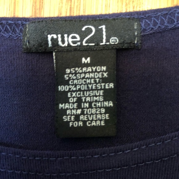 Cute rue21 navy blue lace top - Picture 3 of 3